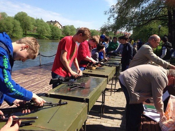 Соревнования для будущих спасателей