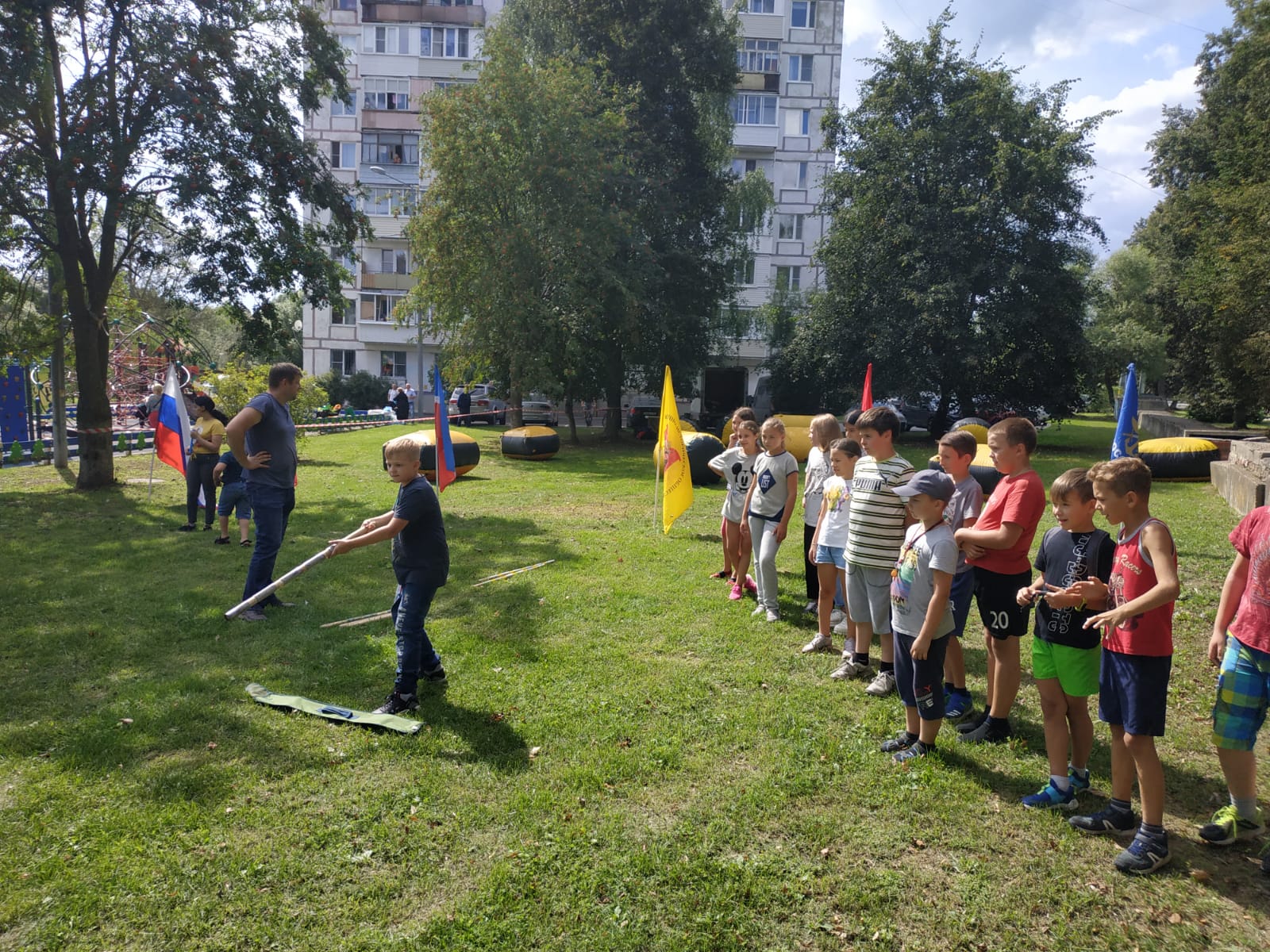 Отборочный этап ежегодного турнира по городошному спорту на кубок поселения Десеновское.