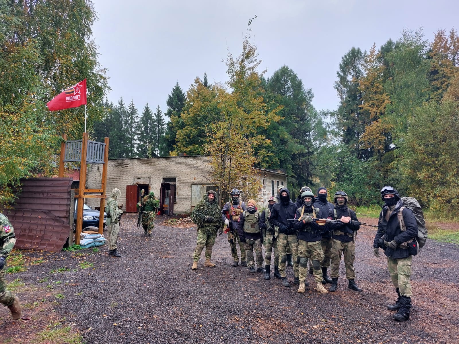 Занятия по начальной военной подготовке проводятся каждую субботу и воскресенье в поселении Десеновское