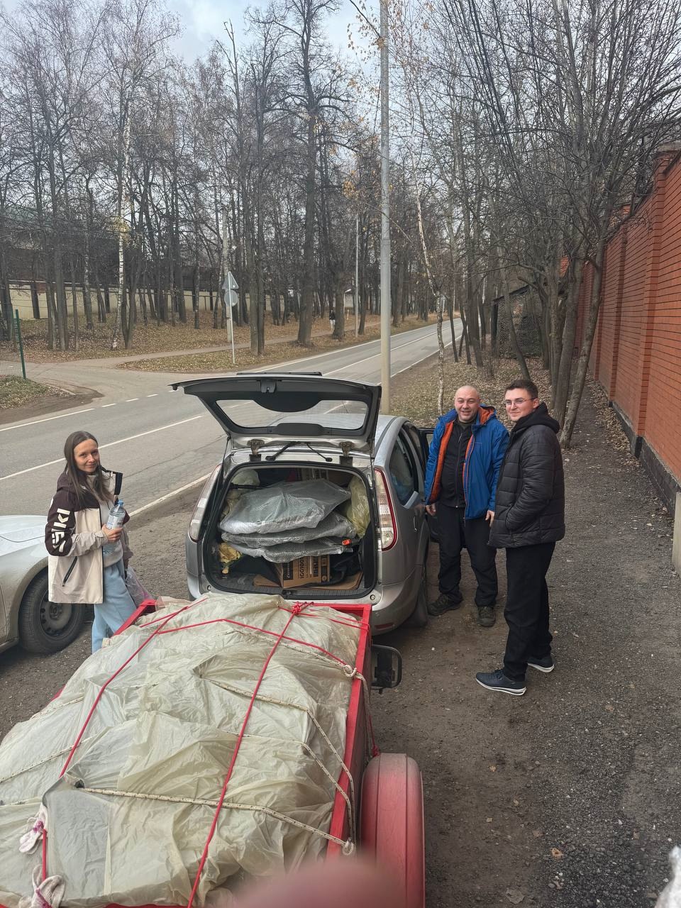 Доставка гуманитарной помощи в зону СВО - отряду БАРС в Запорожье.