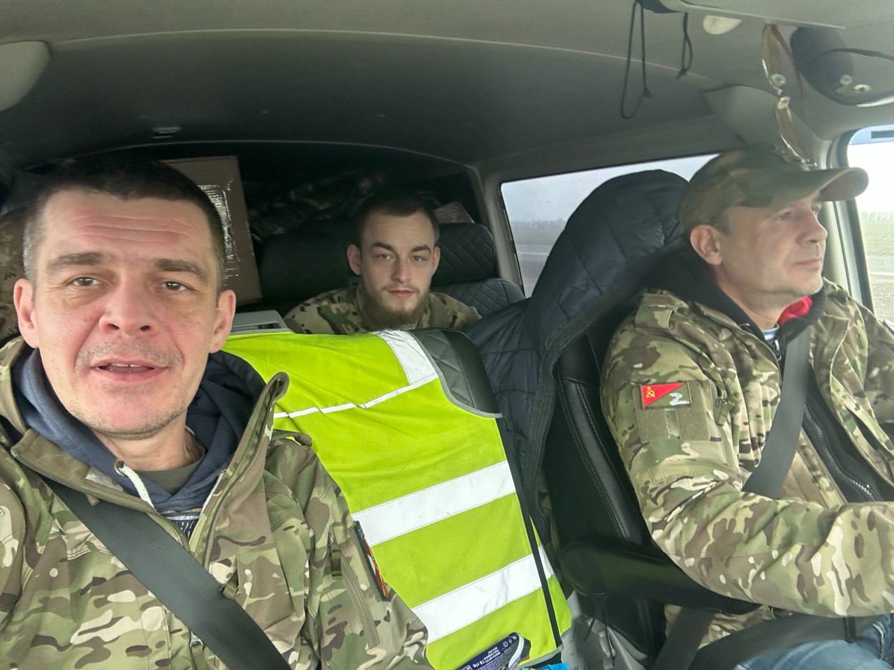 Доставка гуманитарной помощи в зону СВО