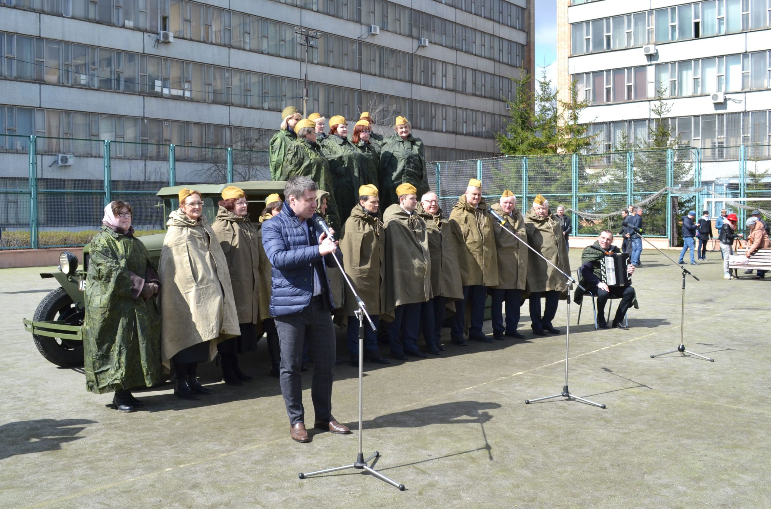 Праздничный концерт, посвящённый Дню Победы на заводе Гидропресс, в Подольске